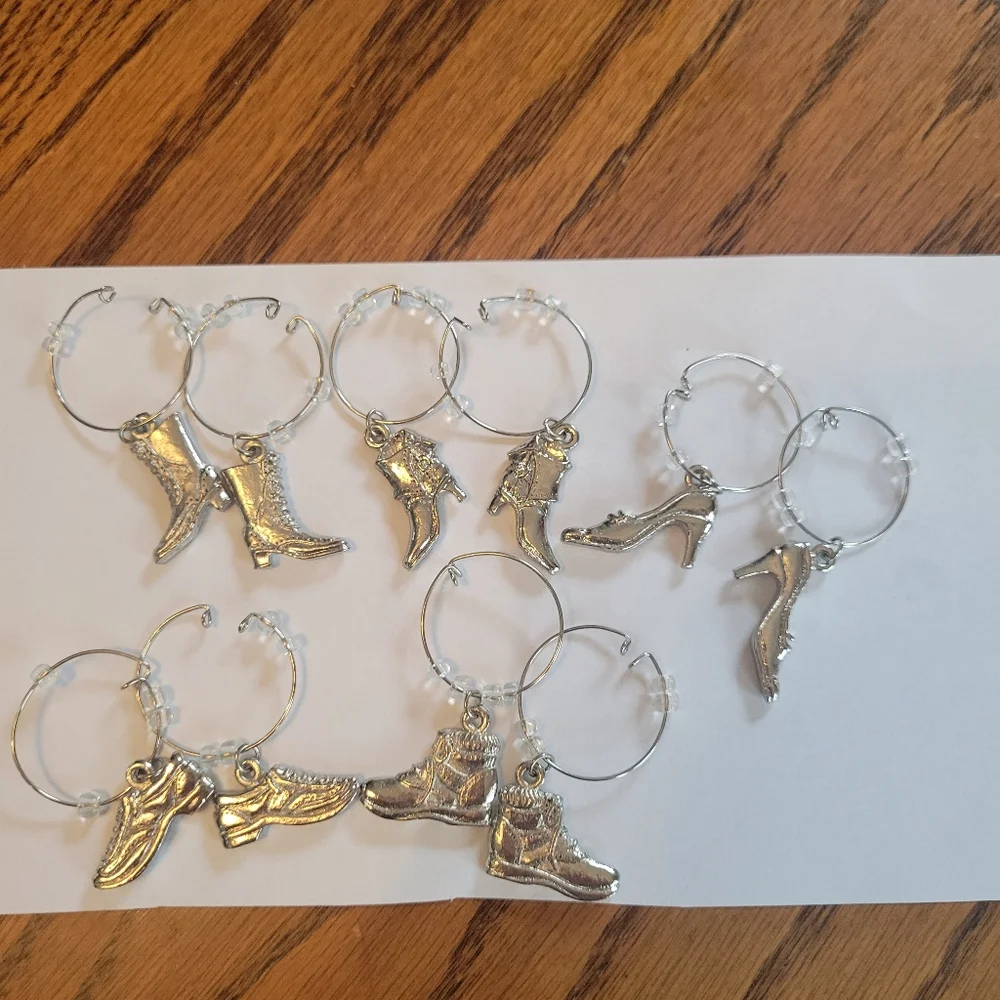 Shoe Motif Wine Glass Charms ~ Beads ~ Cute! ~ Coffee Cup Marker ~ Crafts